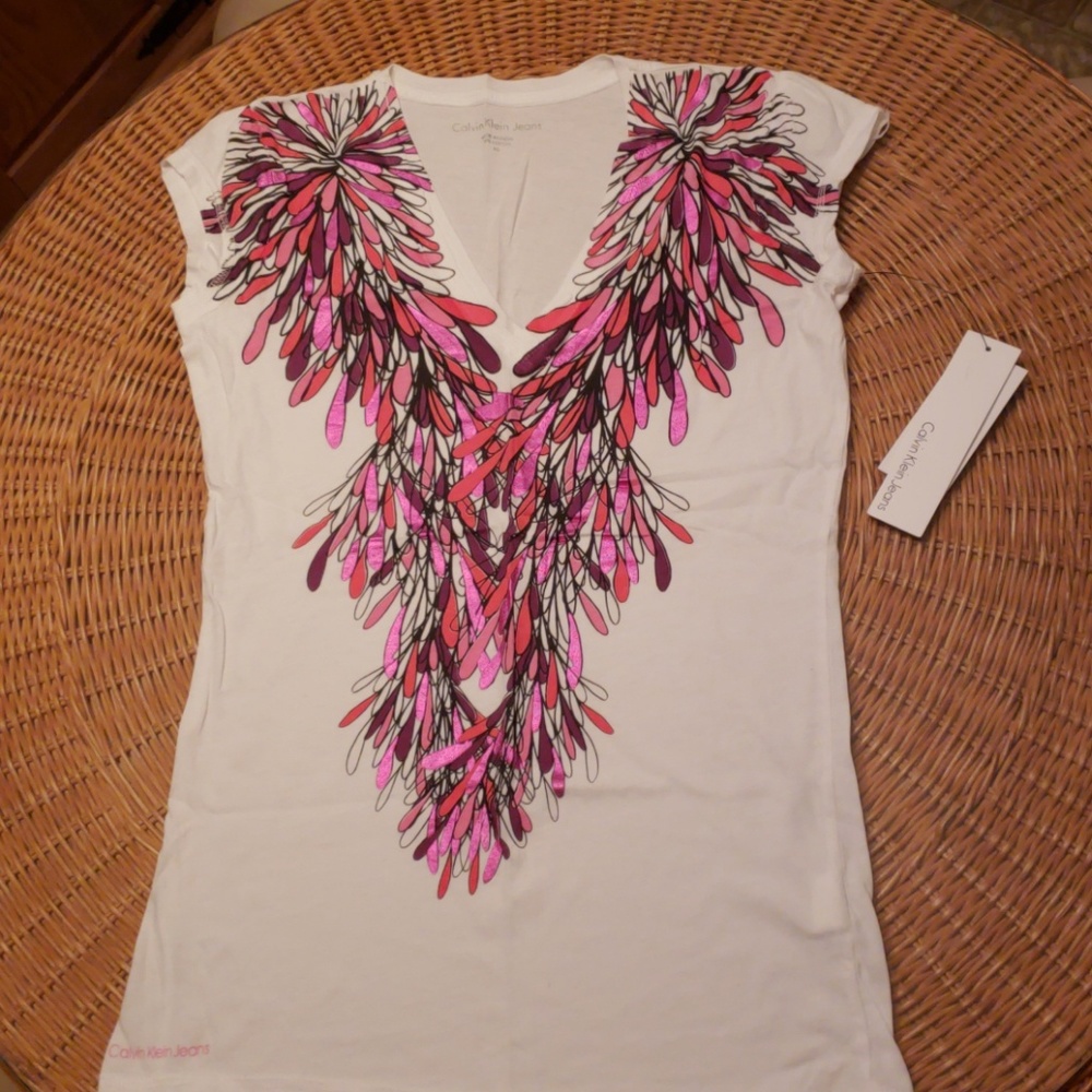 NWT! Calvin Klein Jeans Tee XS